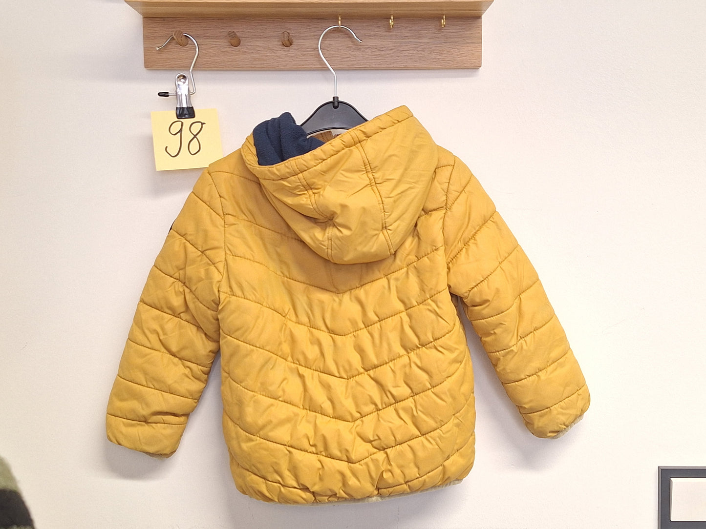 Winterjacke gelb